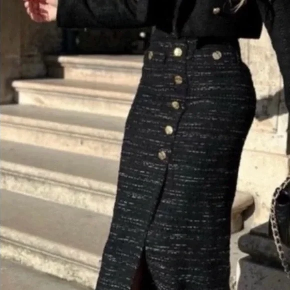 Zara Black Midi Skirt with Gold Buttons - Picture 1 of 4